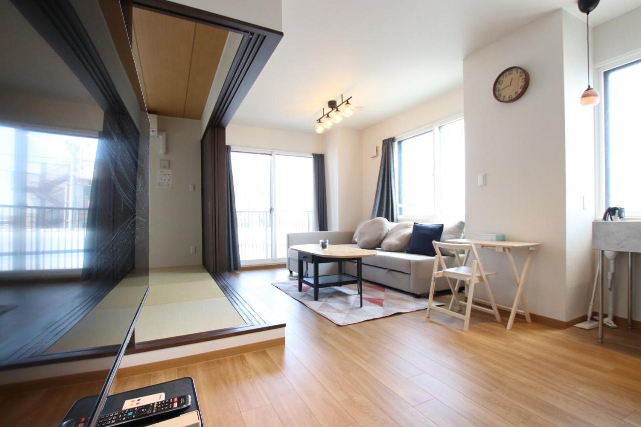 Gamadas Bld Tokio Buitenkant foto