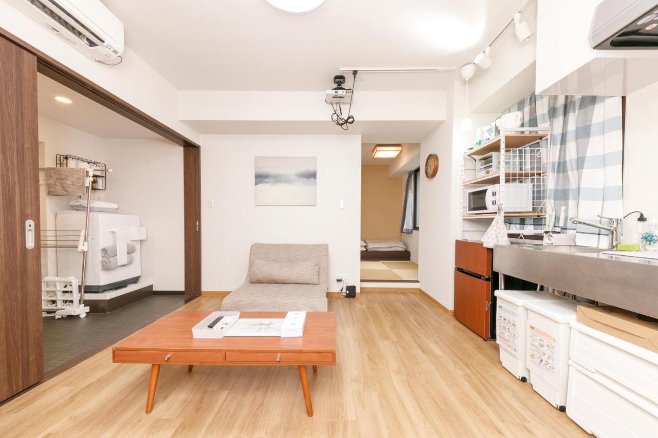 Gamadas Bld Tokio Buitenkant foto