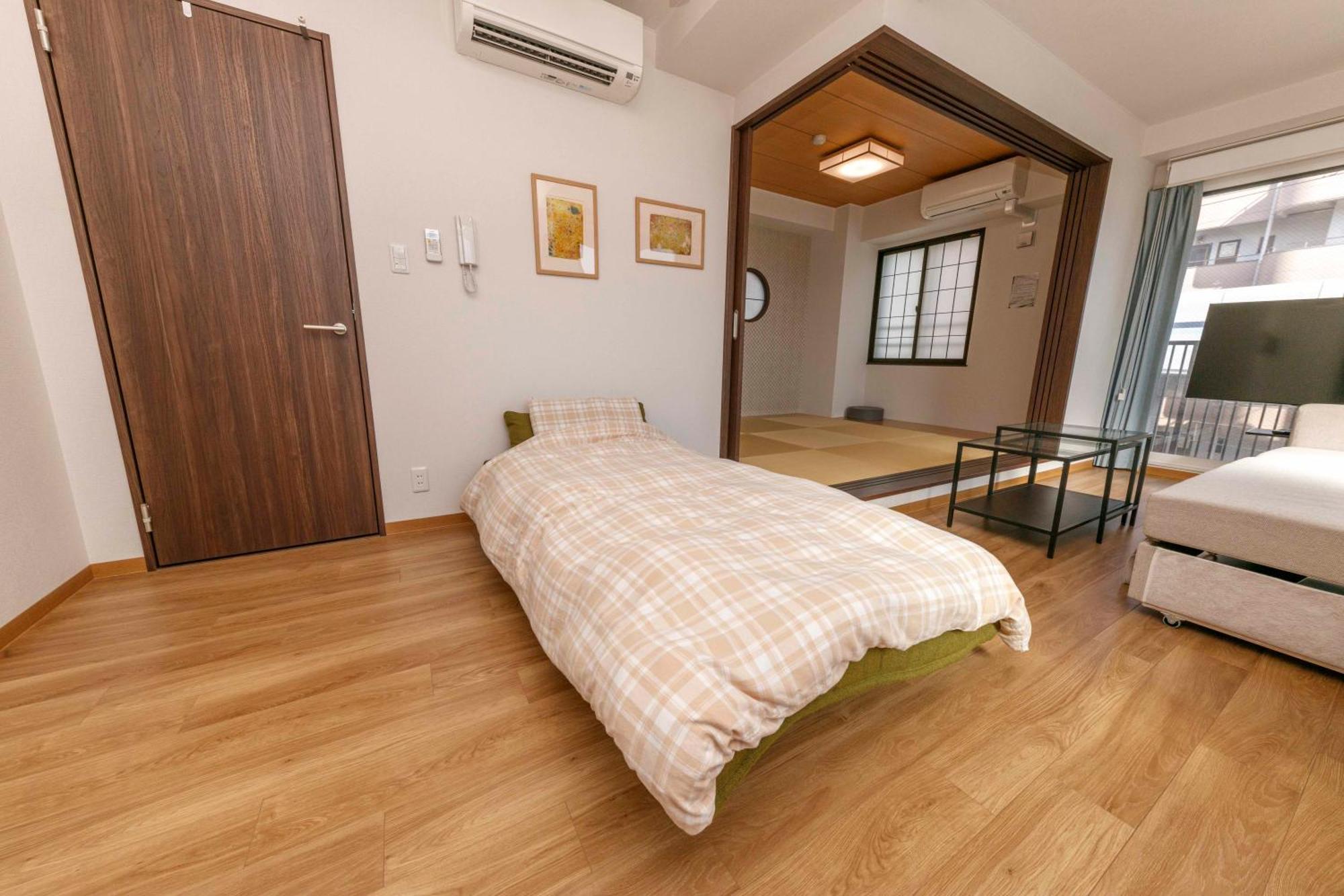 Gamadas Bld Tokio Kamer foto