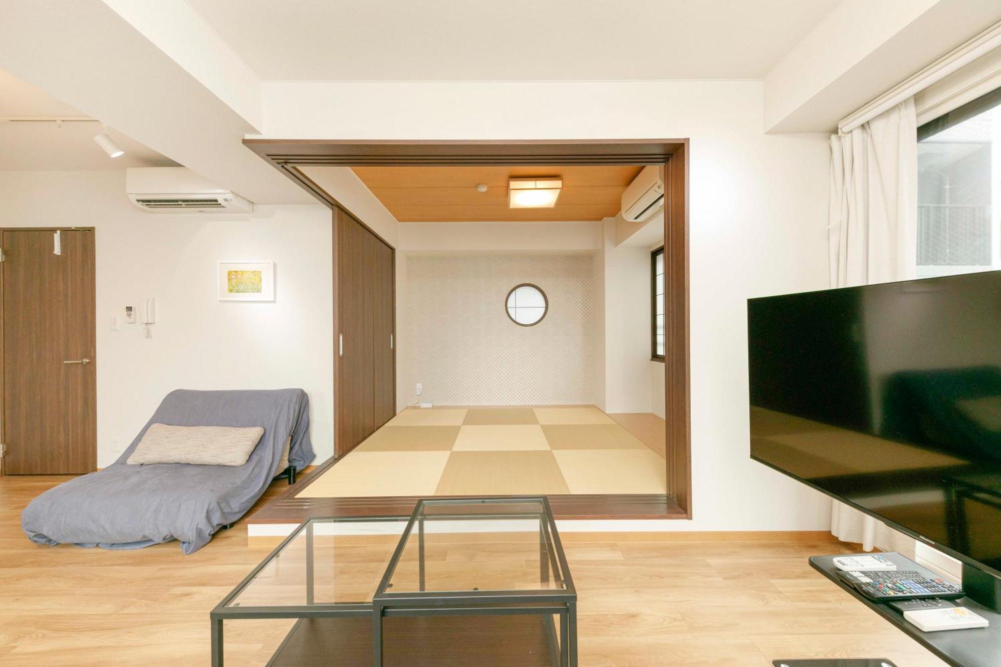 Gamadas Bld Tokio Kamer foto